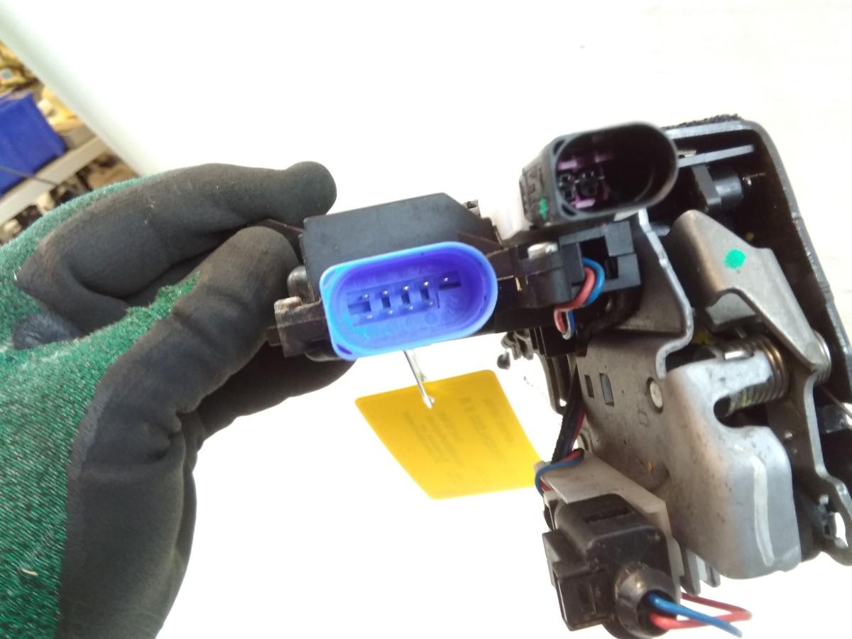 VW Phaeton GP4 original Türschloß vorn rechts für Zuziehhilfe Bj.2015 3D1837016AL