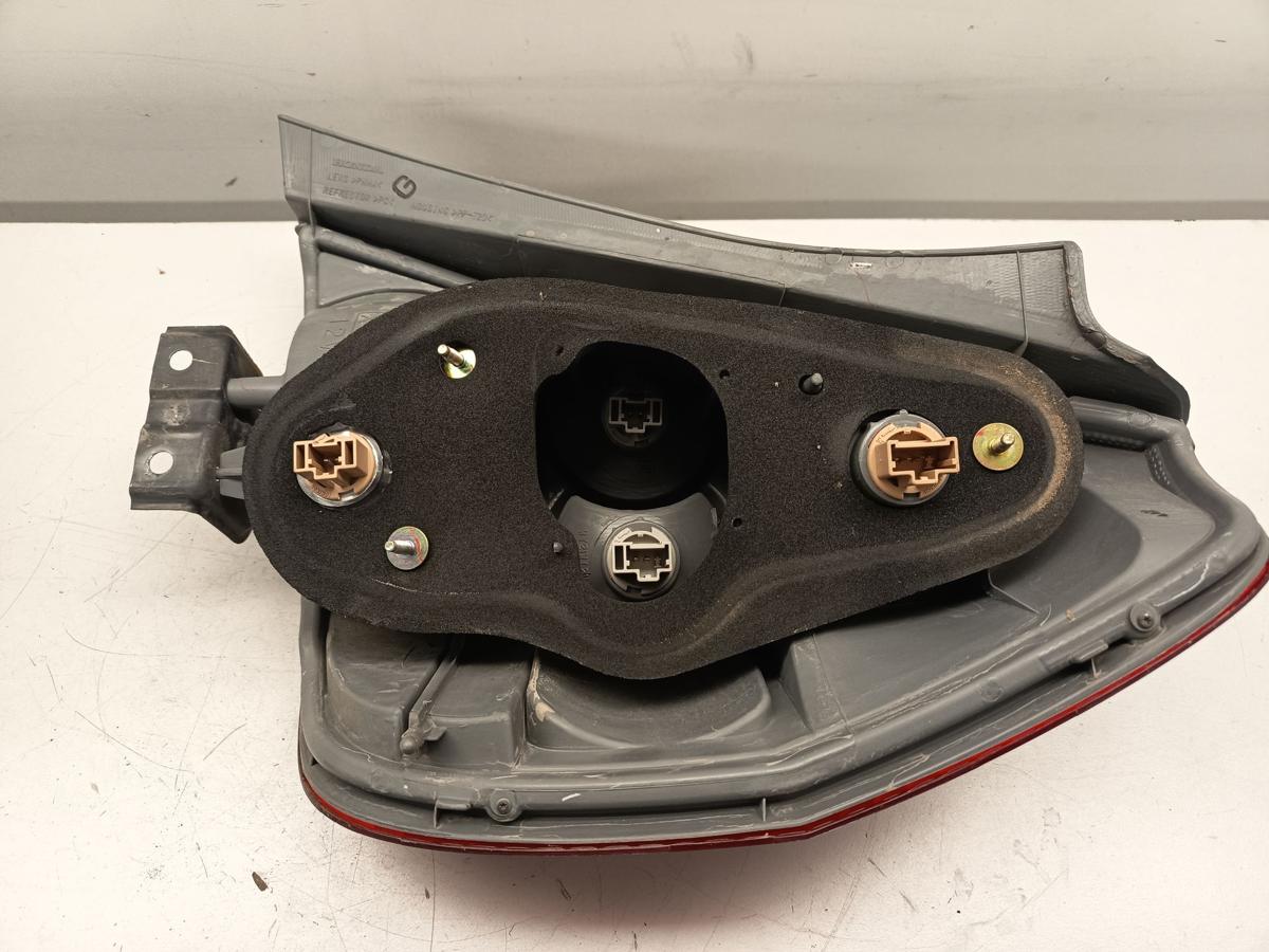 Honda Jazz original R&uuml;ckleuchte links vor Facelift Baujahr 2004