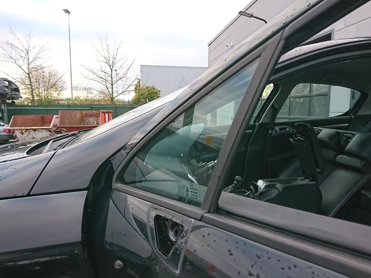 Peugeot 407 Limo orig Dreieckscheibe Fenster Tür vorn links Fahrer Bj 2009