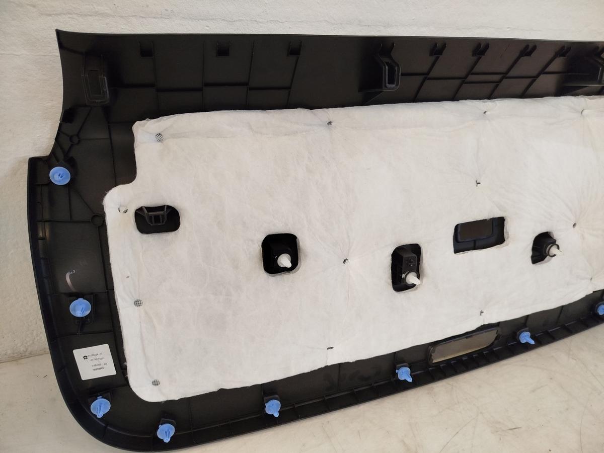 NIO EL6 Elektro SUV Innenverkleidung Heckklappe Heckklappenverkleidung OEM
