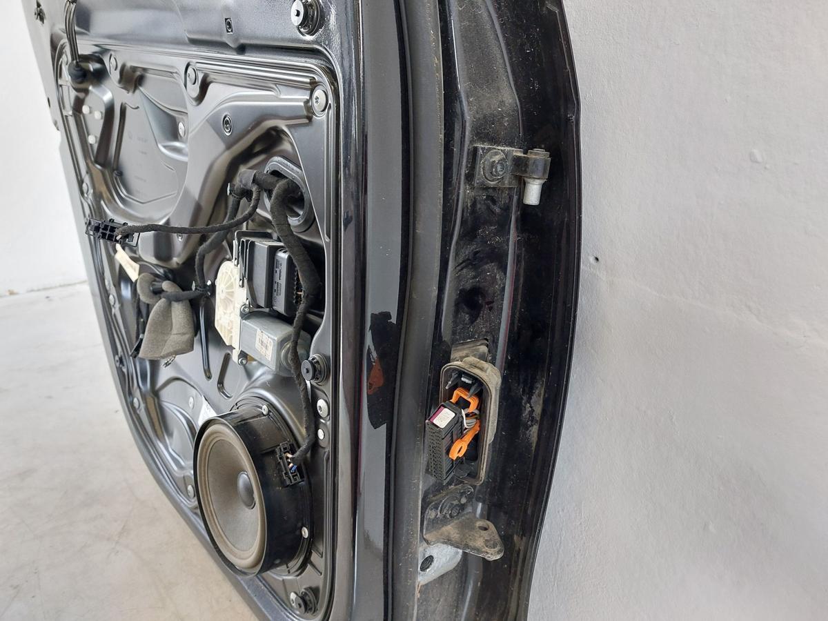 VW Passat 3C B6 T&uuml;r hinten links Variant Kombi Autot&uuml;r LC9X Deep Black Perl