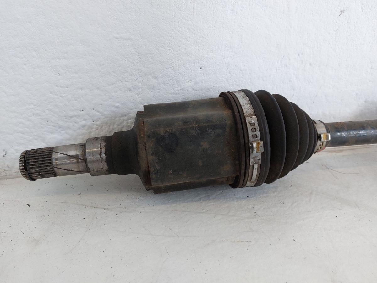 Chevrolet Cruze J300 Antriebswelle Gelenkwelle rechts vorn 1.8 Schaltgetriebe