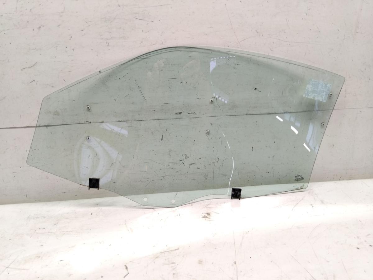 Mitsubishi Colt Z30 original T&uuml;rscheibe vorn rechts 3t&uuml;rig gr&uuml;ncolor BJ2007