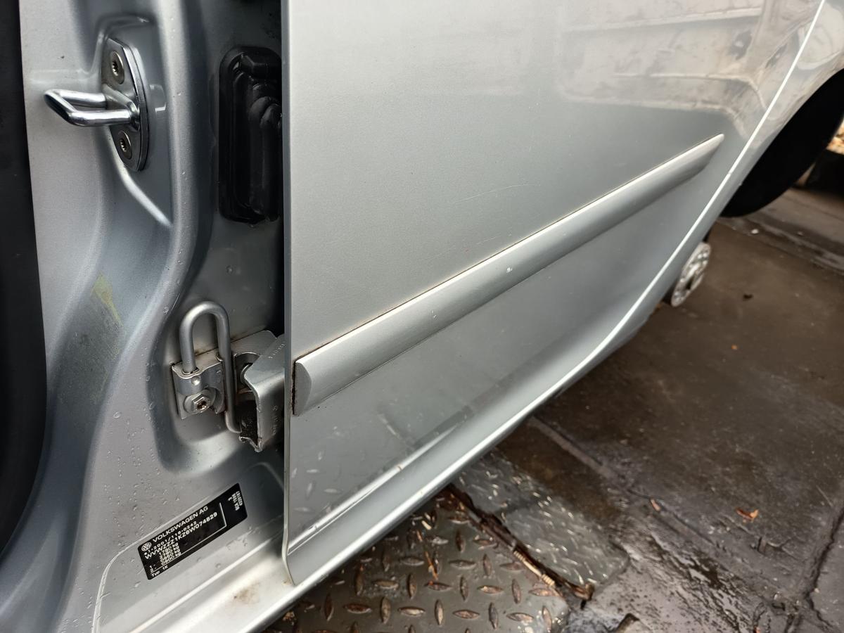 VW Golf V 5 türer original Tür hinten links Fond A7W Reflexsilber Bj 2005