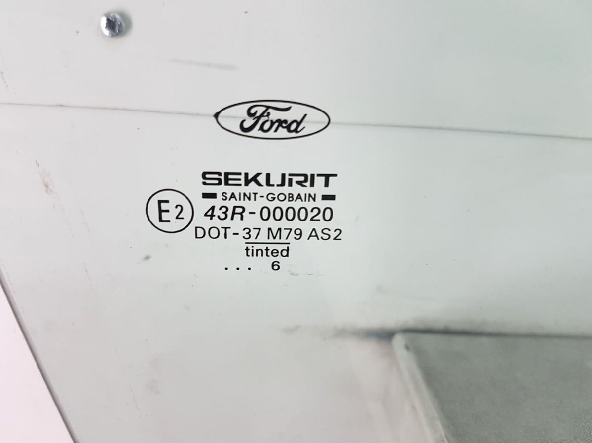 Ford Mondeo BWY Türscheibe vorn rechts in grüncolor Bj2005