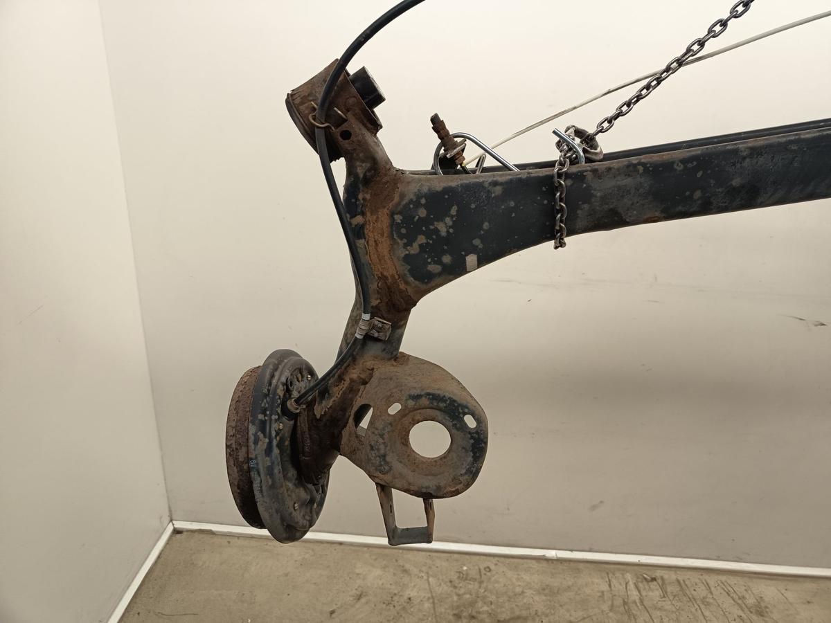 Skoda Fabia II 5J original Hinterachse Tr&auml;ger 5 Loch trommelgebremst Bj 2012