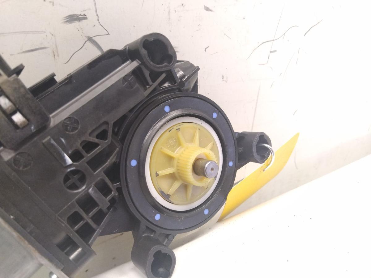 VW Polo 9N3 original Fensterhebermotor vorn rechts 6Q2959801E