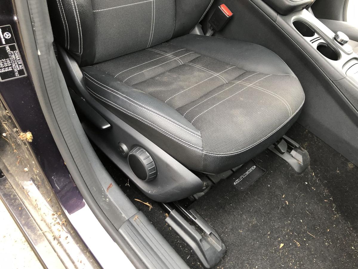 Mercedes CLA C117 bis 16 Sitz vorn rechts Beifahrersitz Stoff Artico Heizung