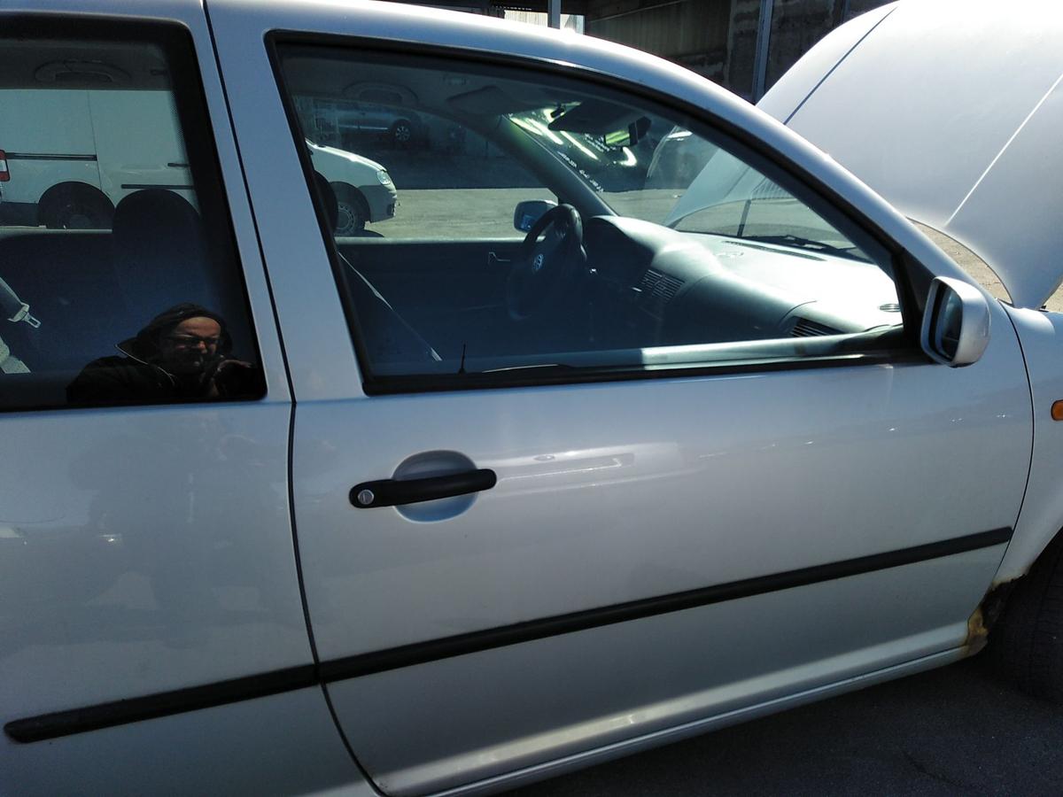 VW Golf 4 T&uuml;r vorn rechts Beifahrert&uuml;r 3-t&uuml;rig satinsilbermetallic LB7Z Bj.1998
