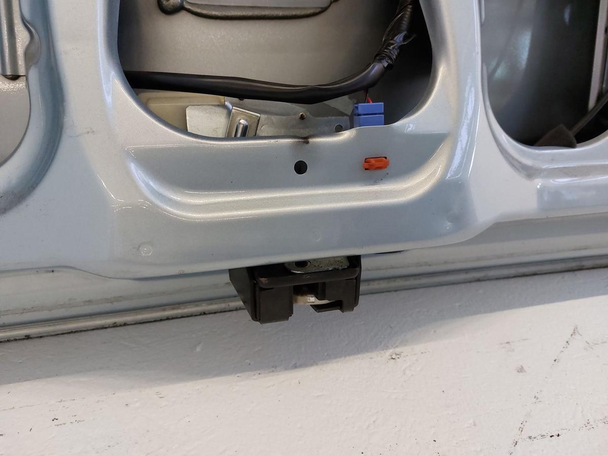 Honda Stream Gen1 RN1 ab04 Heckklappe mit Scheibe Kofferklappe BG51M Opal Blue