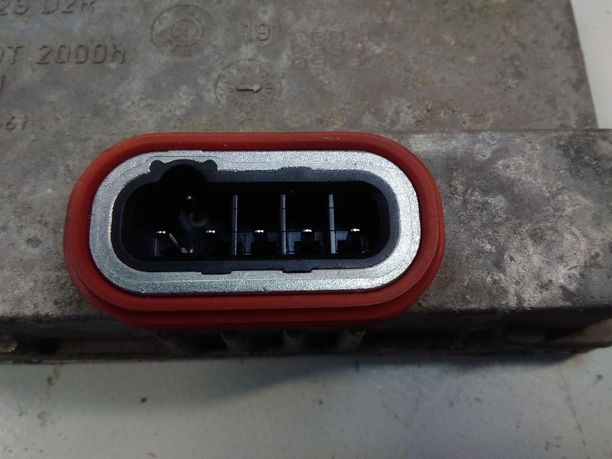 Opel Vectra C Xenon Scheinwerfer Vorschaltgerät 5DV008290-00 BJ2003