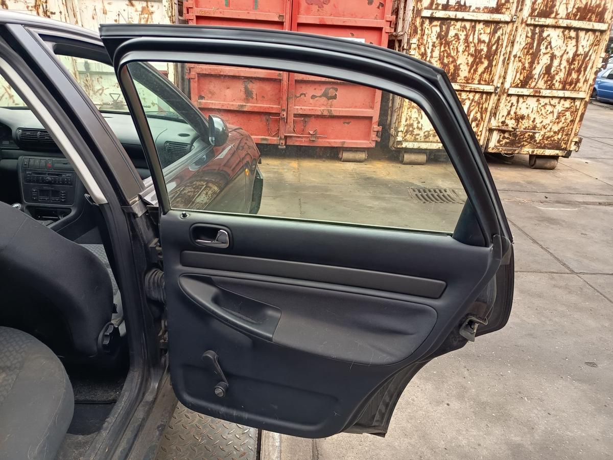Audi A4 B5 Limo original T&uuml;r Roht&uuml;r hinten rechts LZ9U Vulkanschwarz Baujahr 1997