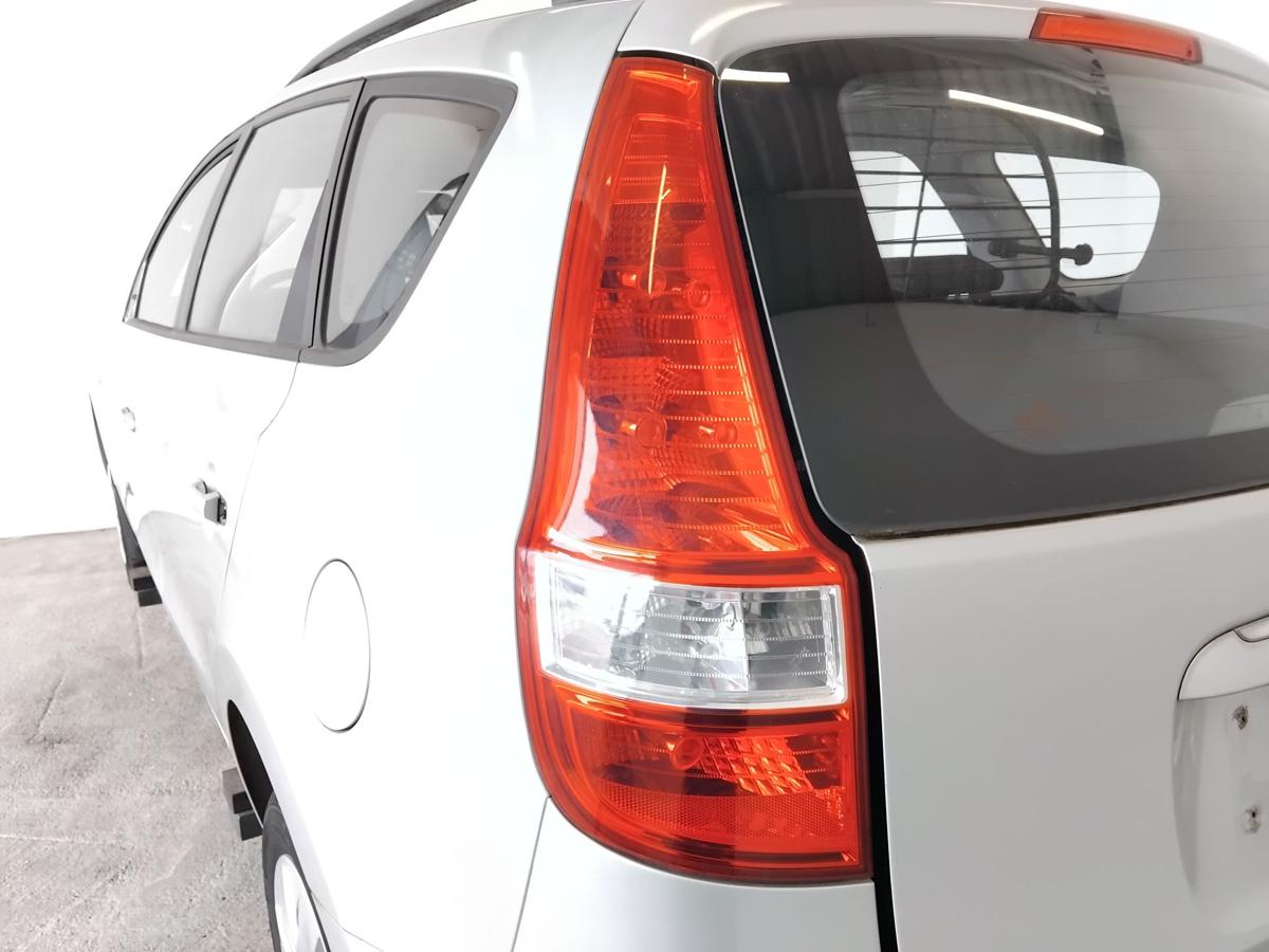 Hyundai i30cw Kombi FD original R&uuml;ckleuchte Schlussleuchte links BJ2009