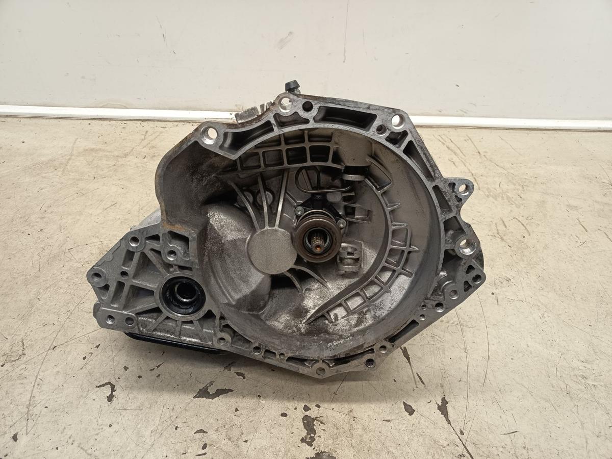 Opel Corsa D original Schaltgetriebe 5 Gang 1.0l 44kW Benzin Bj 2009