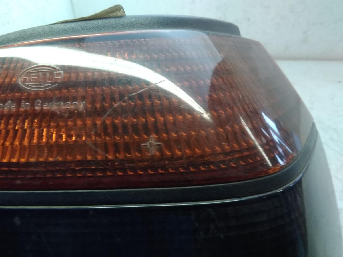 VW Golf 3 1H R&uuml;ckleuchte Heckleuchte rechts HELLA Flie&szlig;heck BJ1997