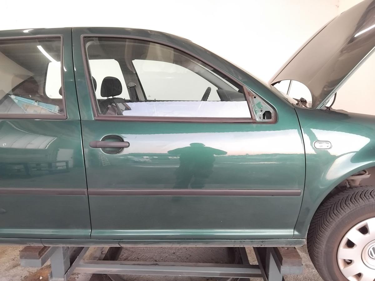 VW Golf 4 1J T&uuml;r vorn rechts Beifahrert&uuml;r 5-t&uuml;rig BJ2003 LC6M Brightgreen