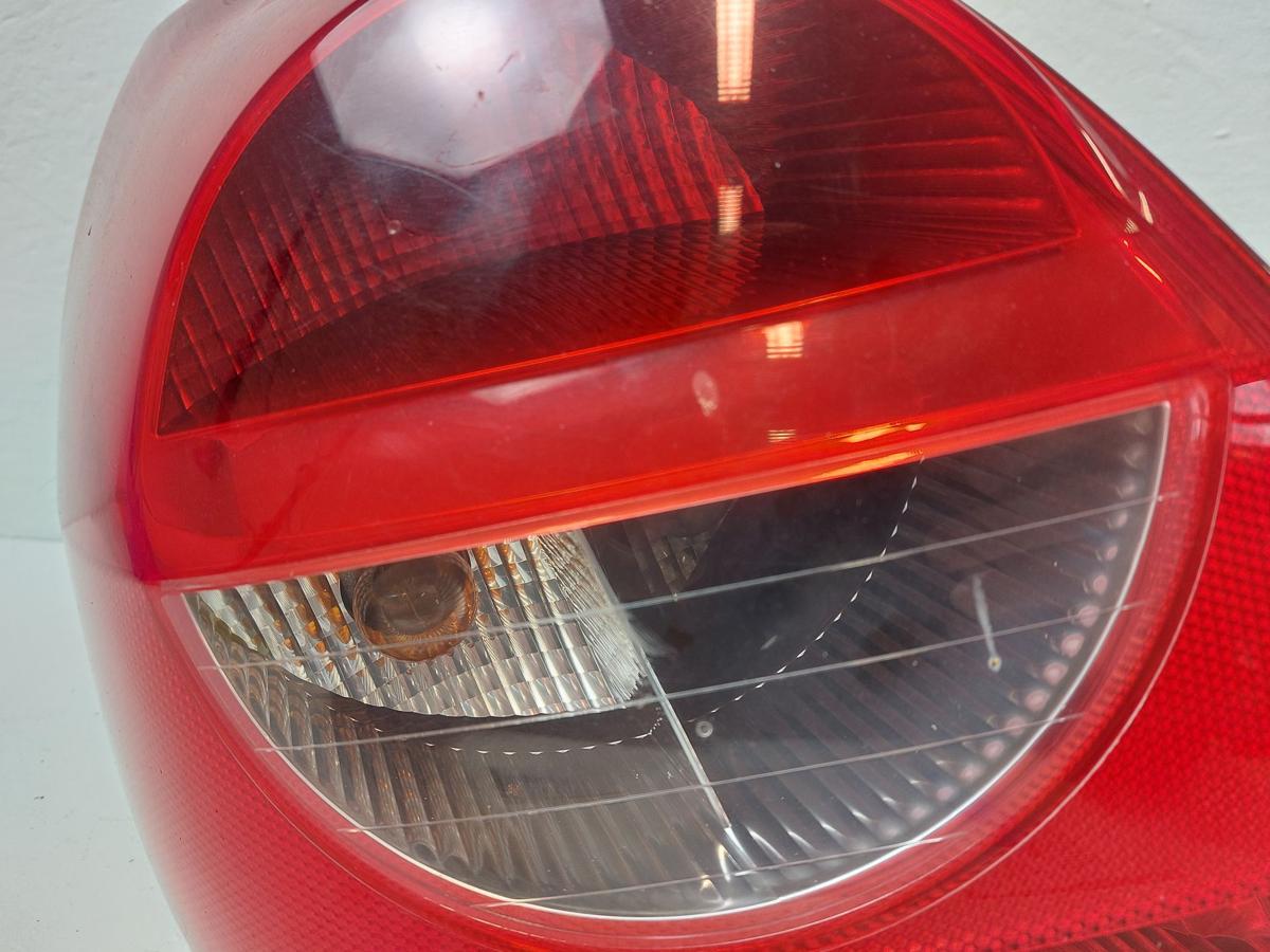 Renault Clio III R Rückleuchte Schlussleuchte Rücklicht hinten links mit Träger