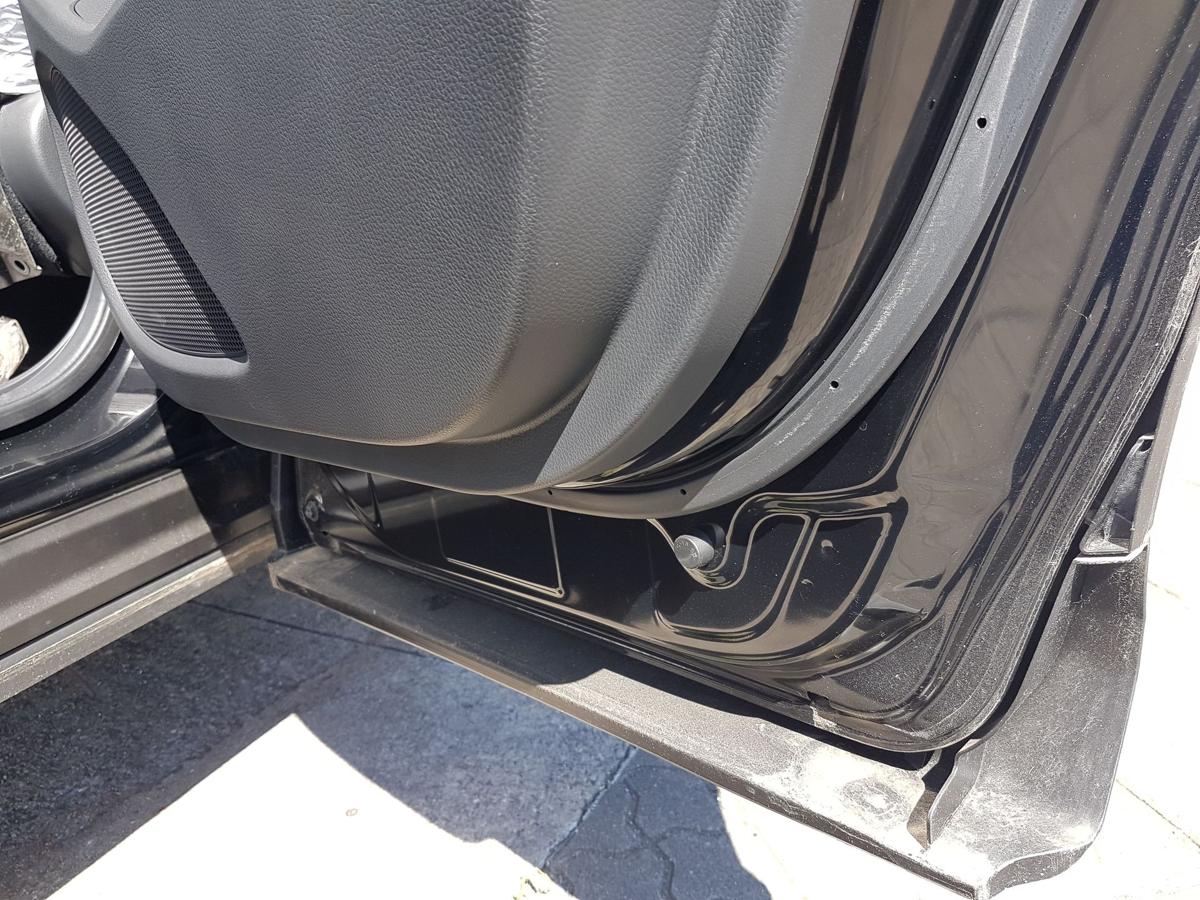 Mitsubishi Eclipse Cross T&uuml;r hinten rechts Bj2023 in X42B Amethyst Black Pearl