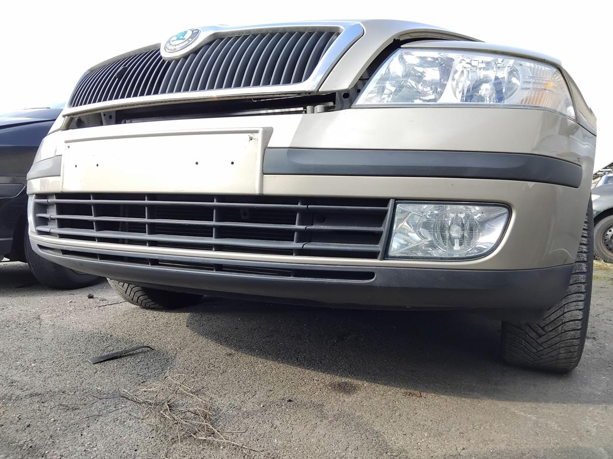 Skoda Octavia II 1Z original Sto&szlig;f&auml;nger Sto&szlig;stange vorn BJ2006 LF8F saharabeigemetallic