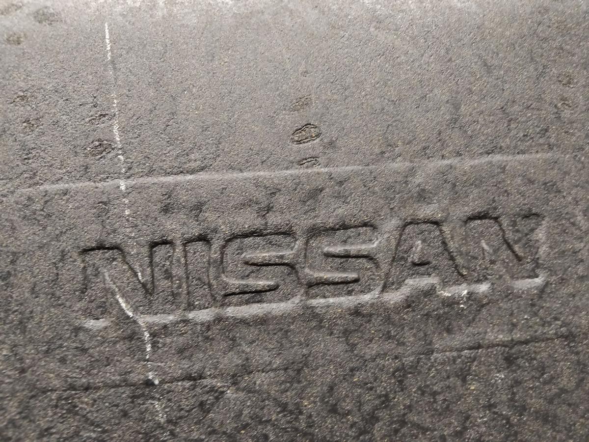 Nissan Tiida C11 original Hutablage Kofferraumabdeckung schwarz BJ2009