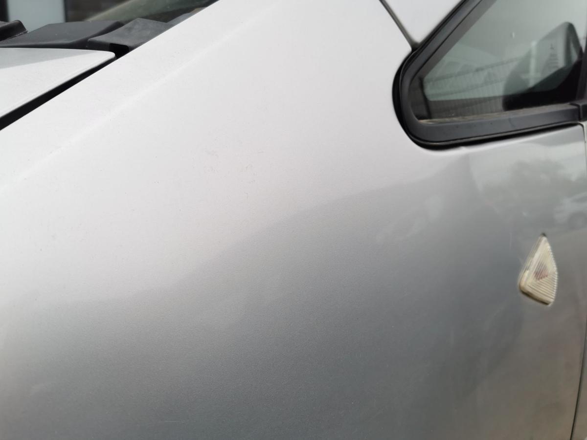Mitsubishi Colt Z30 Kotflügel Fender Seitenwand vorn links A50 Pure Silver 5trg