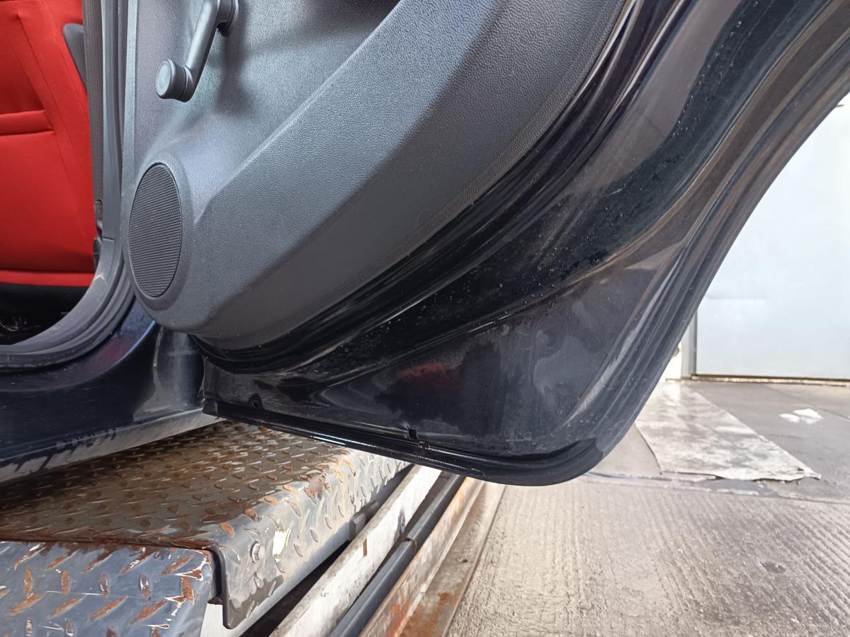 Opel Corsa D original T&uuml;r hinten rechts Fond Z20R Saphirschwarz Bj 2009