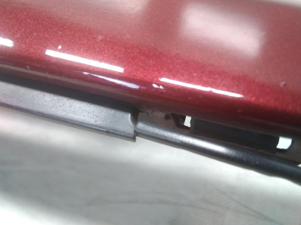 VW Vento Kühlergrill 1H5853653 mit Grillleiste LC3T Indianrot Metallic BJ1992