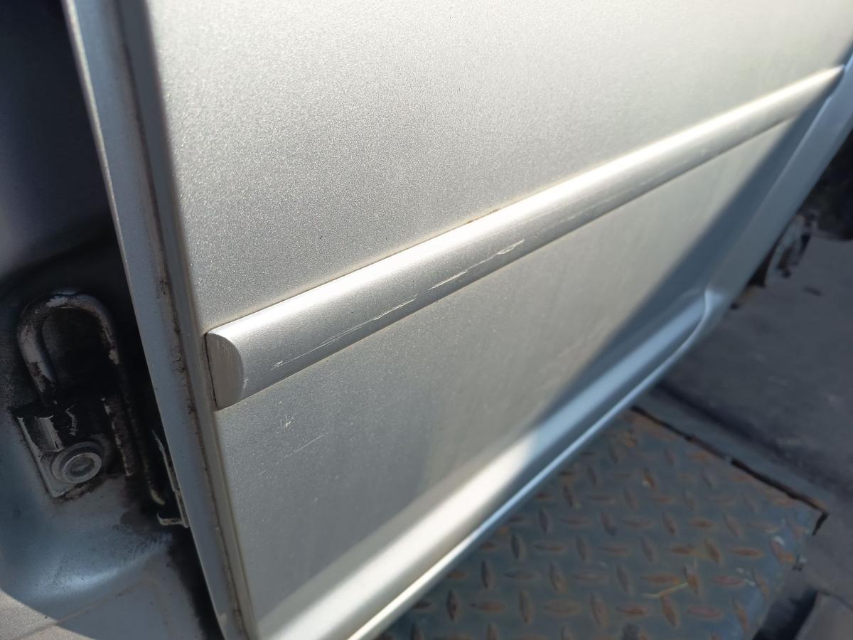 VW Bora 1J original T&uuml;r hinten links Fond Limo A7W Reflexsilber Bj 2001