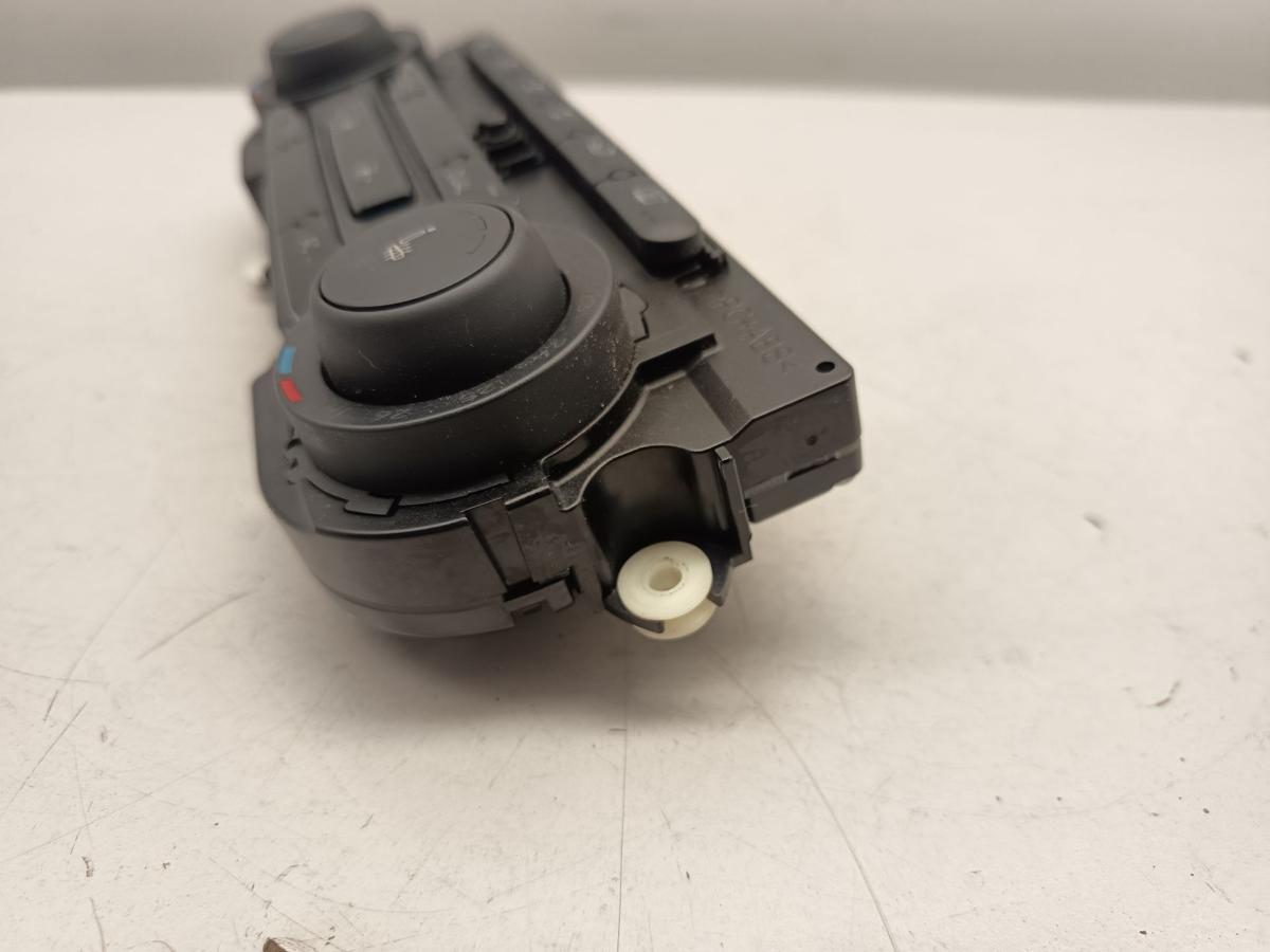 Seat Leon 1P Facelift Bj 2009 orig Heizungsbet&auml;tigung Sitzheizung Klimaautomatik