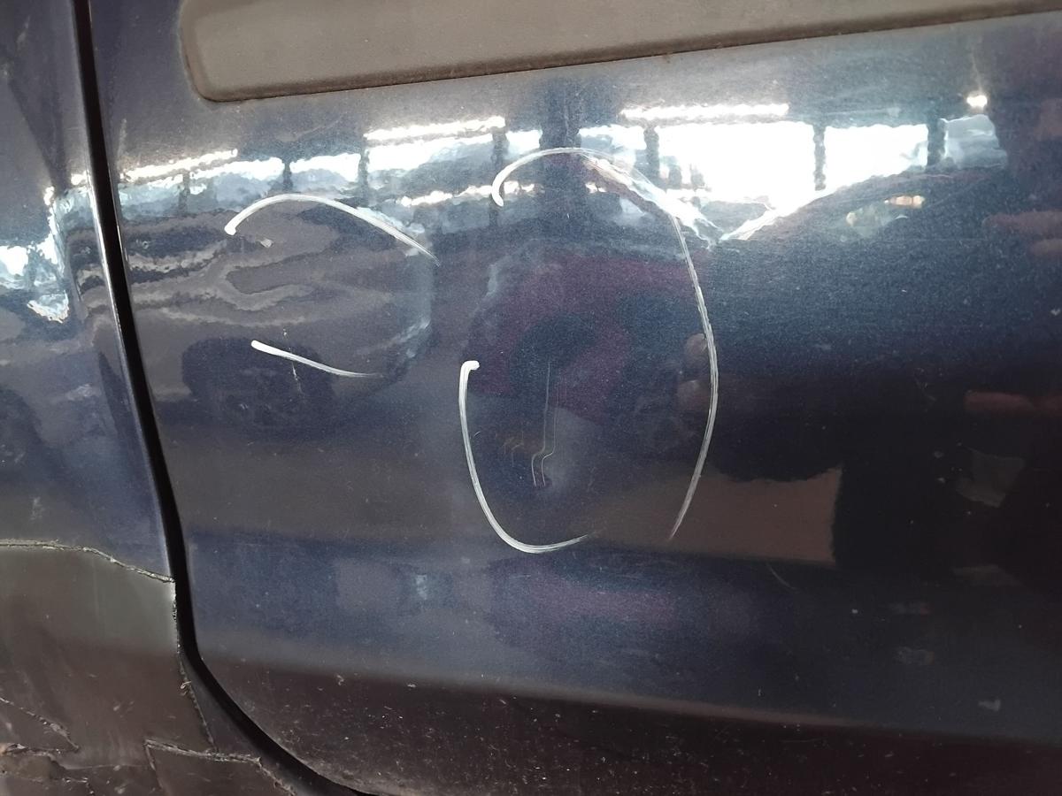 Ford Focus 2 DA3 T&uuml;r vorn links Fahrert&uuml;r 3-T&uuml;rer atlantikblaumetallic Bj.2006