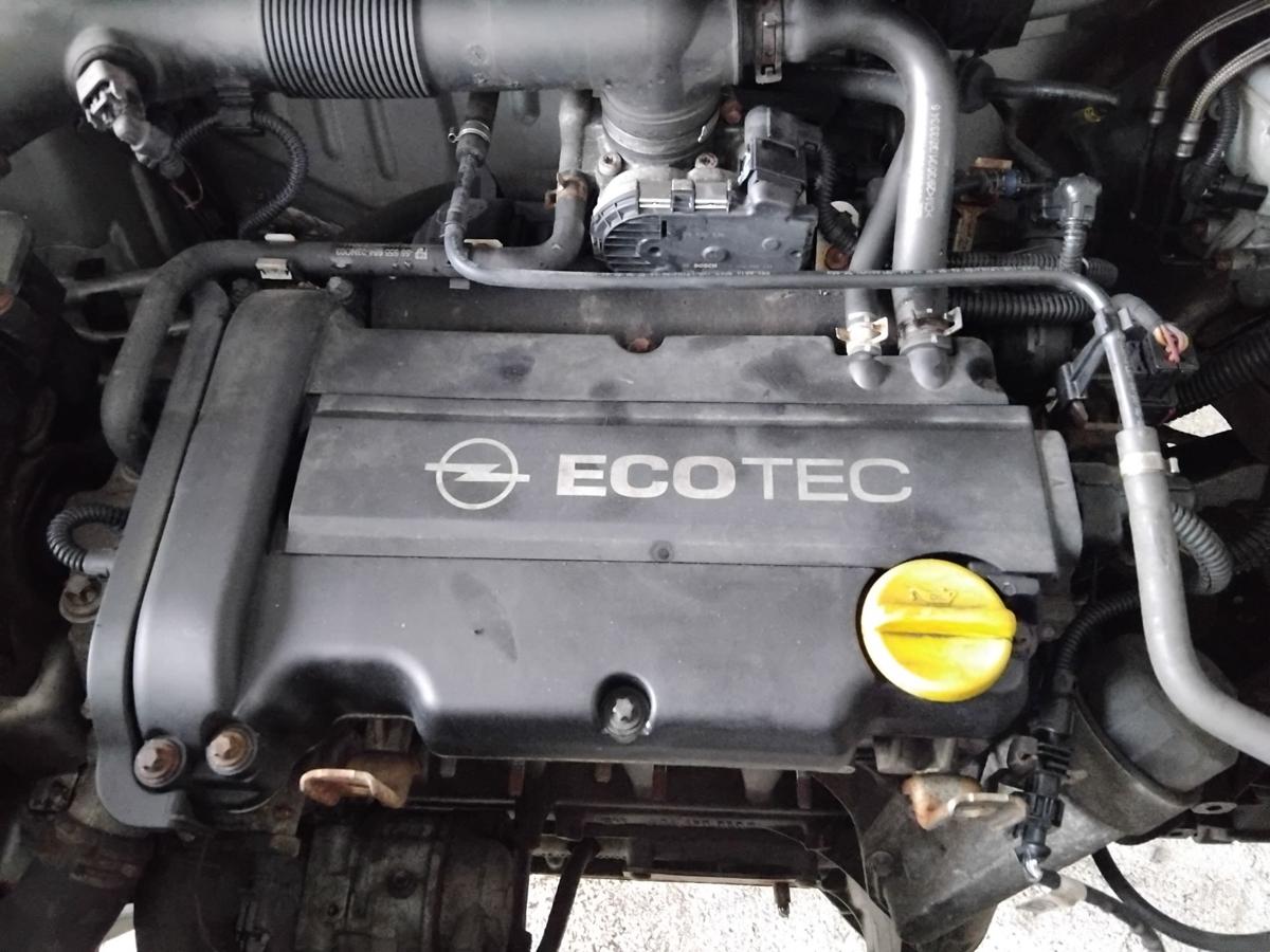 Opel Corsa D Motor Engine Z12XEP 1.2 59kw 88582km BJ2006