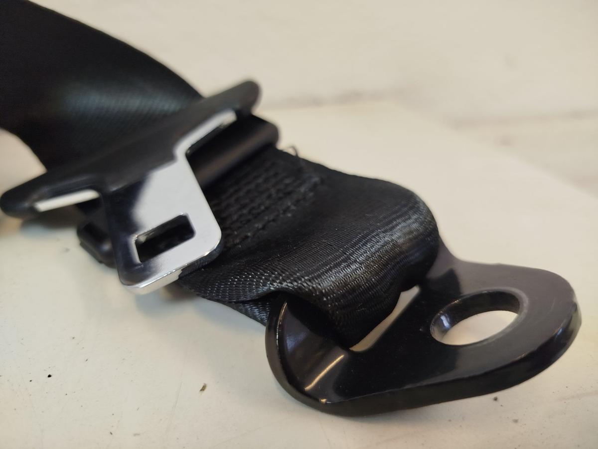 Citroen DS3 Sport Chic Sicherheitsgurt hinten rechts Rollgurt Gurt Anschnallgurt