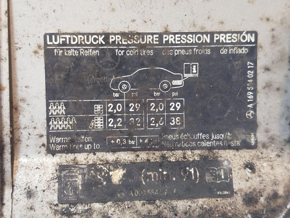 Mercedes A Klasse Coupe 169 Tankklapppe Tankdeckel Tankverschluss 748 Kometgr.