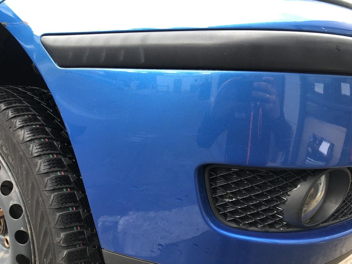 VW Polo 6N2 original Stoßstange Fänger vorn/Front A5M Mercatoblau Bj 2001