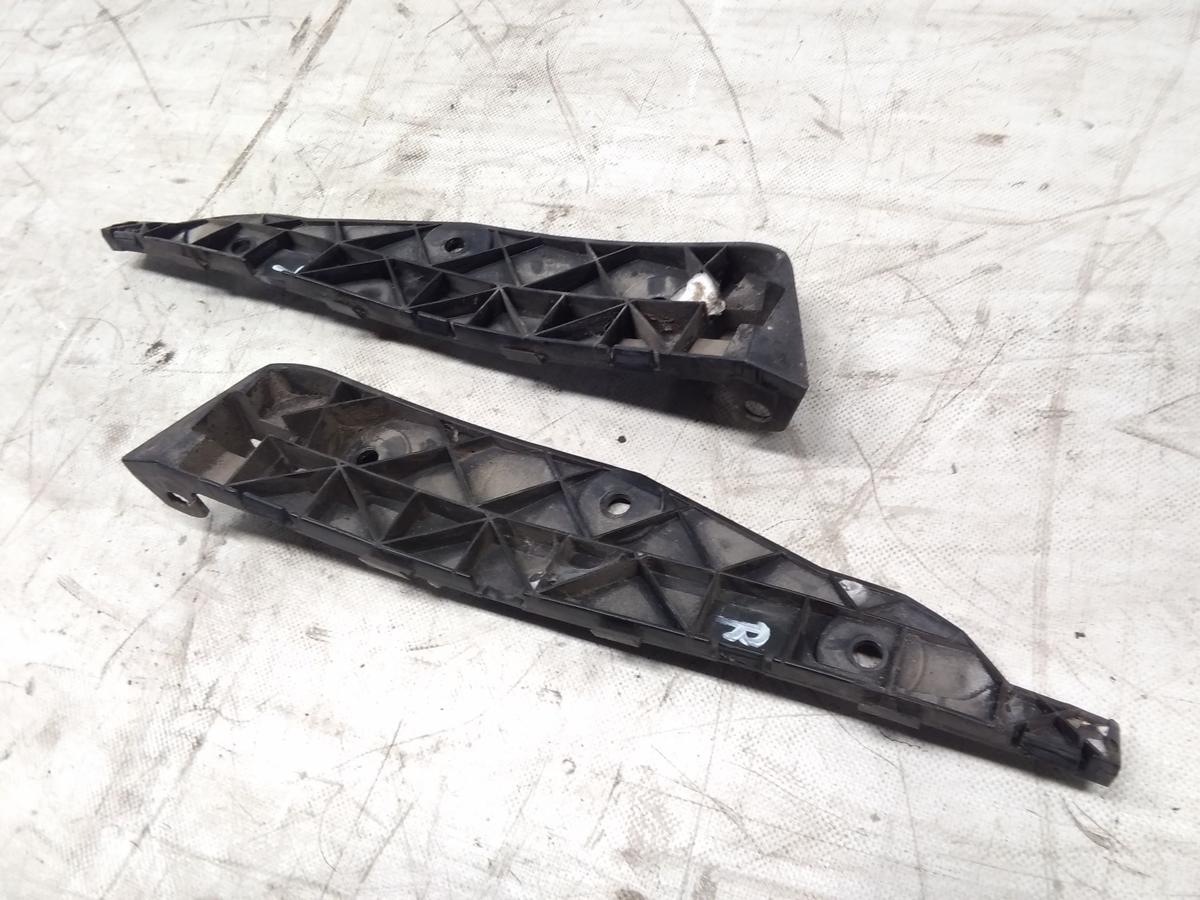 Mitsubishi Colt Z30 3t&uuml;rig orig Satz Halter Stossf&auml;nger hinten MN105763 MN105764