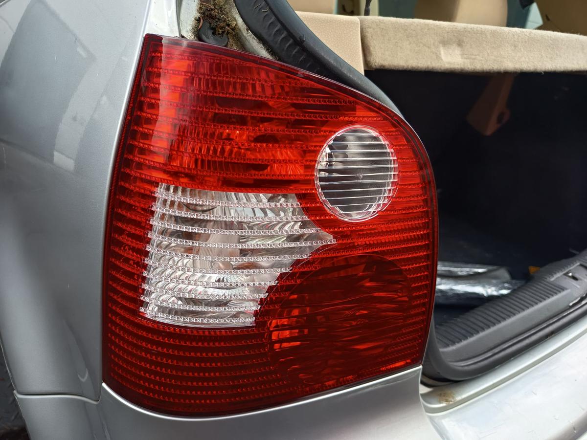 VW Polo 9N1 original R&uuml;ckleuchte links Heck Schlusslicht Bj 2003
