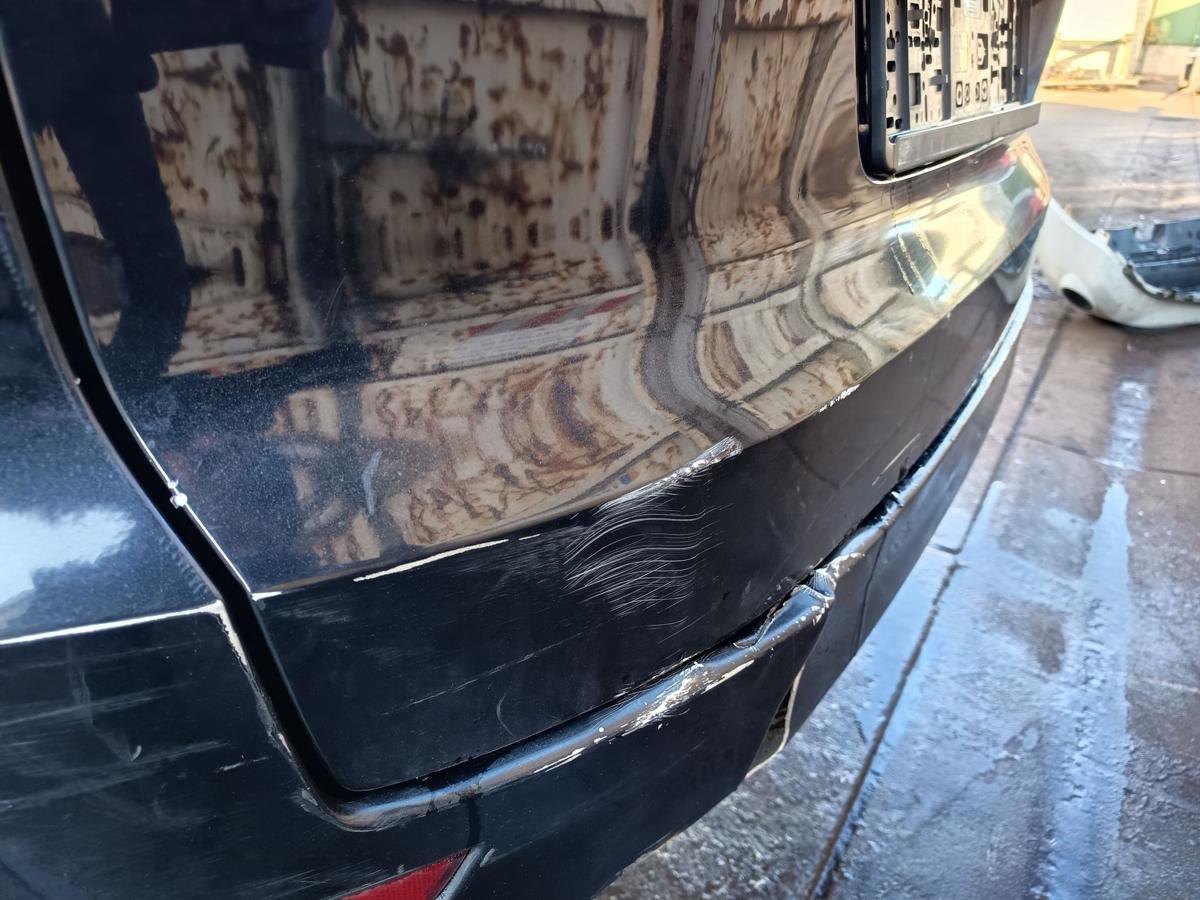 Ford Mondeo IV Turnier original Heckklappe mit Scheibe Pantherschwarz Bj 2009