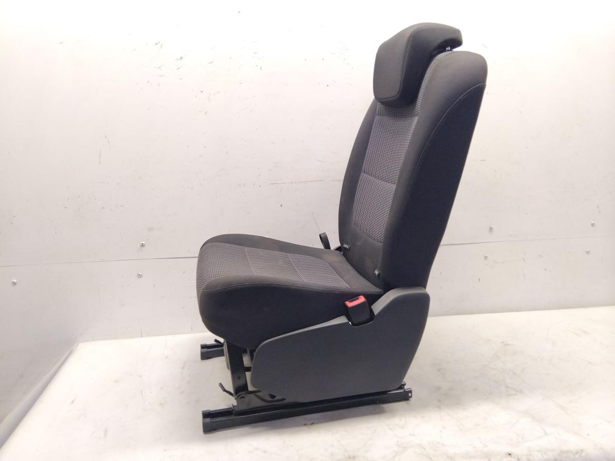 Seat Alhambra 7N R&uuml;cksitz Einzelsitz mitte Stoff titanschwarz Bj.2015 2.Reihe