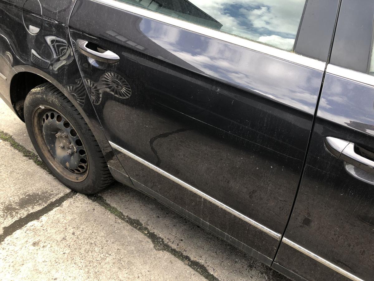 VW Passat 3C B6 Variant T&uuml;r hinten rechts Fondt&uuml;r Kombi Rohbau LC8Z Moccabrown