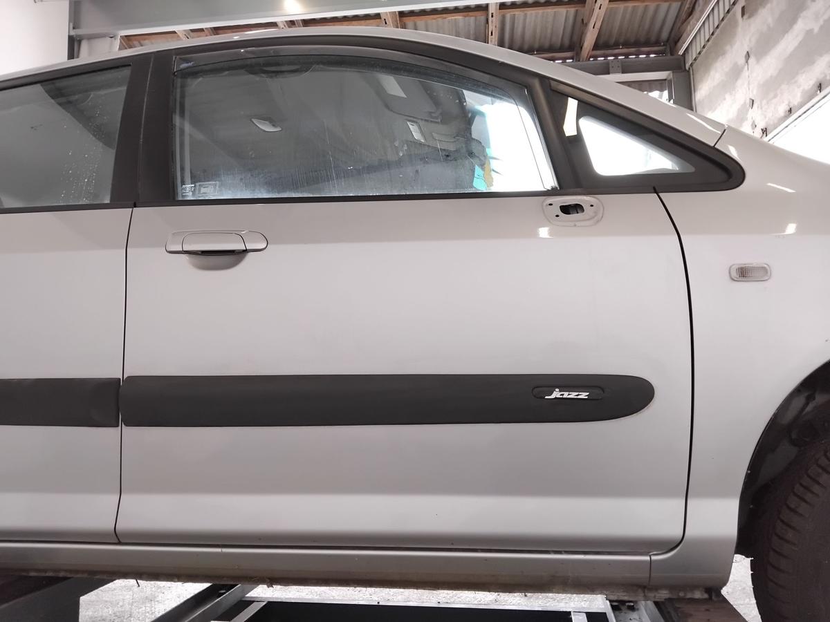 Honda Jazz GD T&uuml;r vorn rechts Beifahrert&uuml;r satinsilber NH623M BJ2005