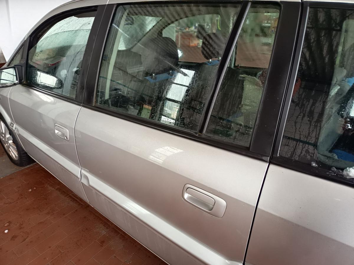 Opel Zafira A original T&uuml;r hinten links Fond Z157 Starsilber Bj 2005