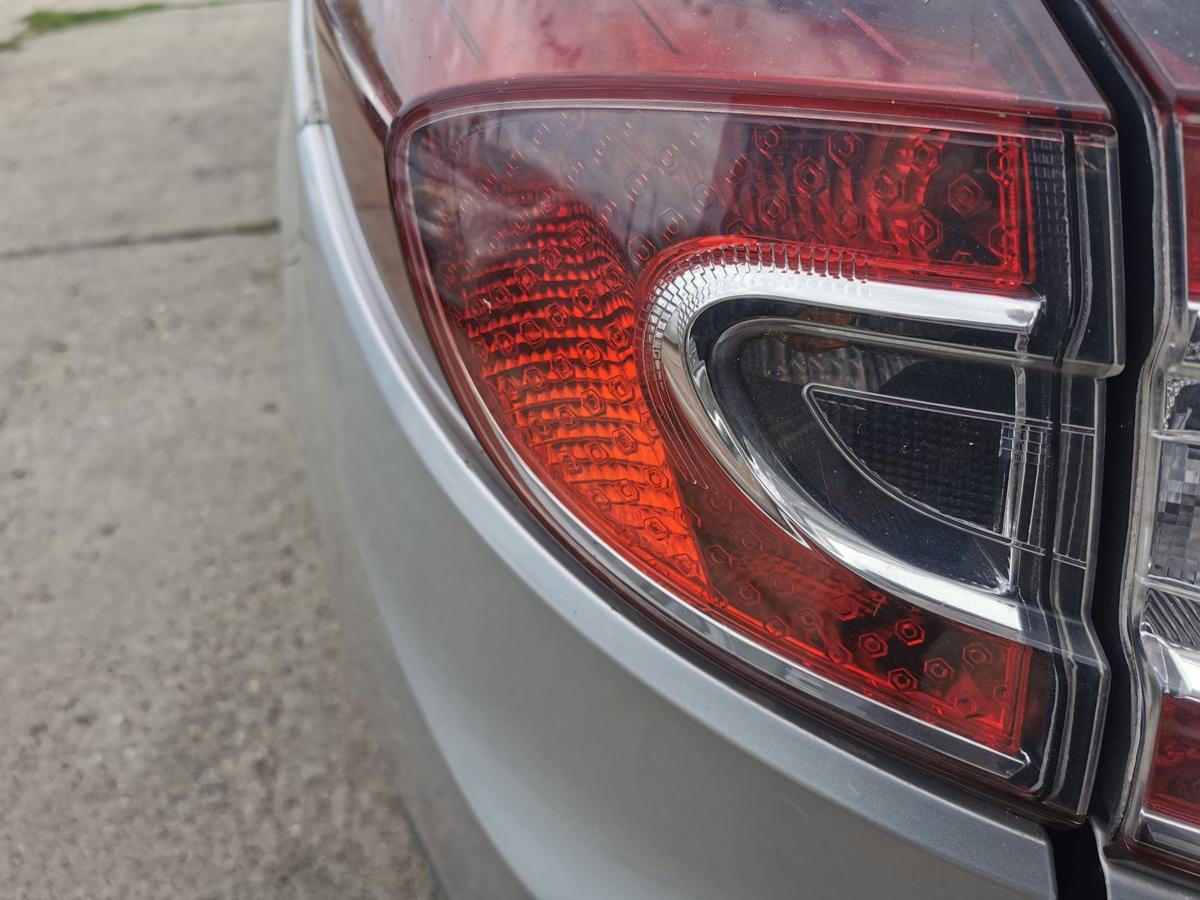Renault Megane III Z Grandtour Rückleuchte Schlussleuchte Rücklicht aussen links