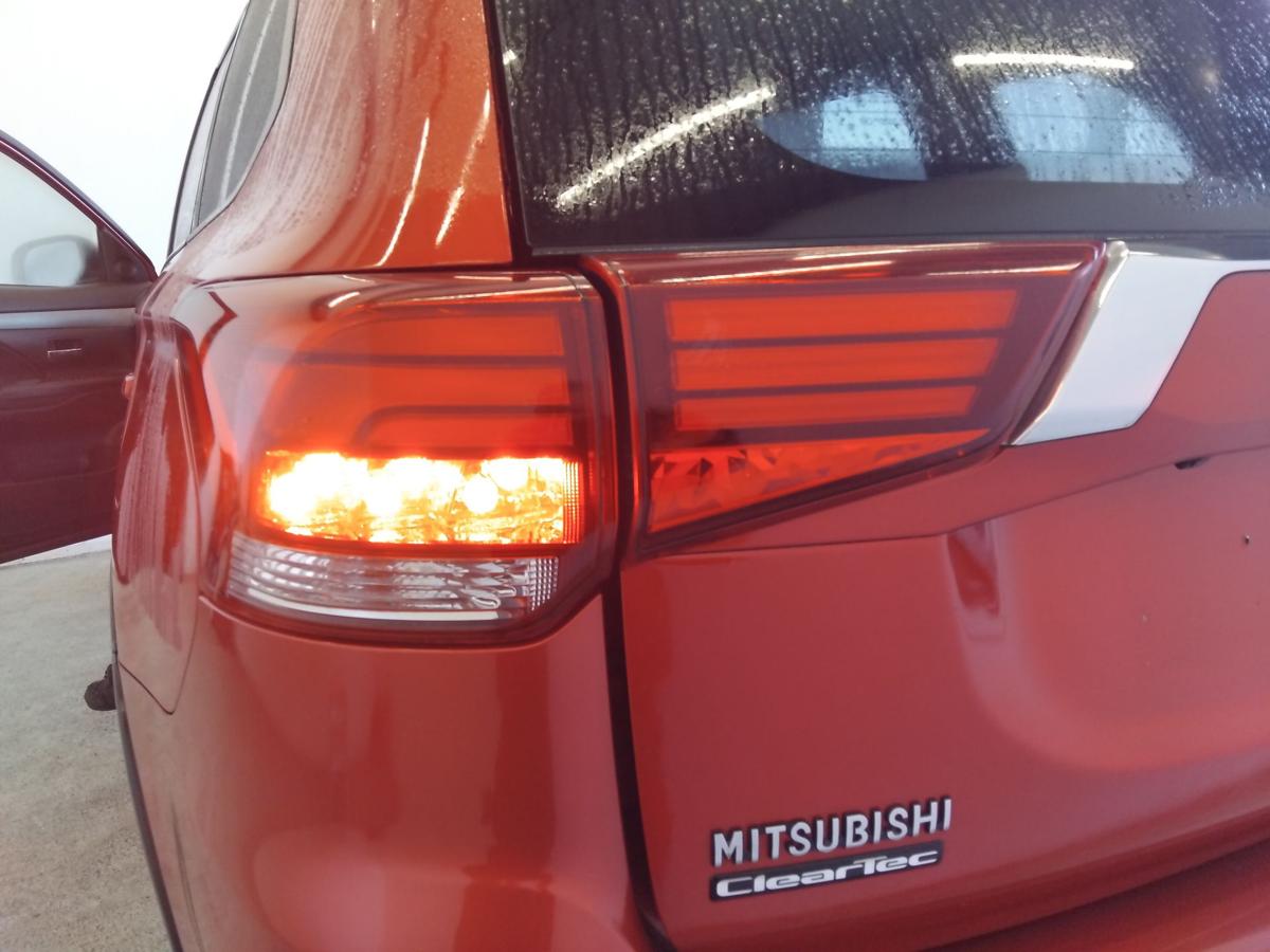Mitsubishi Outlander 3 GF original R&uuml;ckleuchte Heckleuchte links au&szlig;en BJ2016