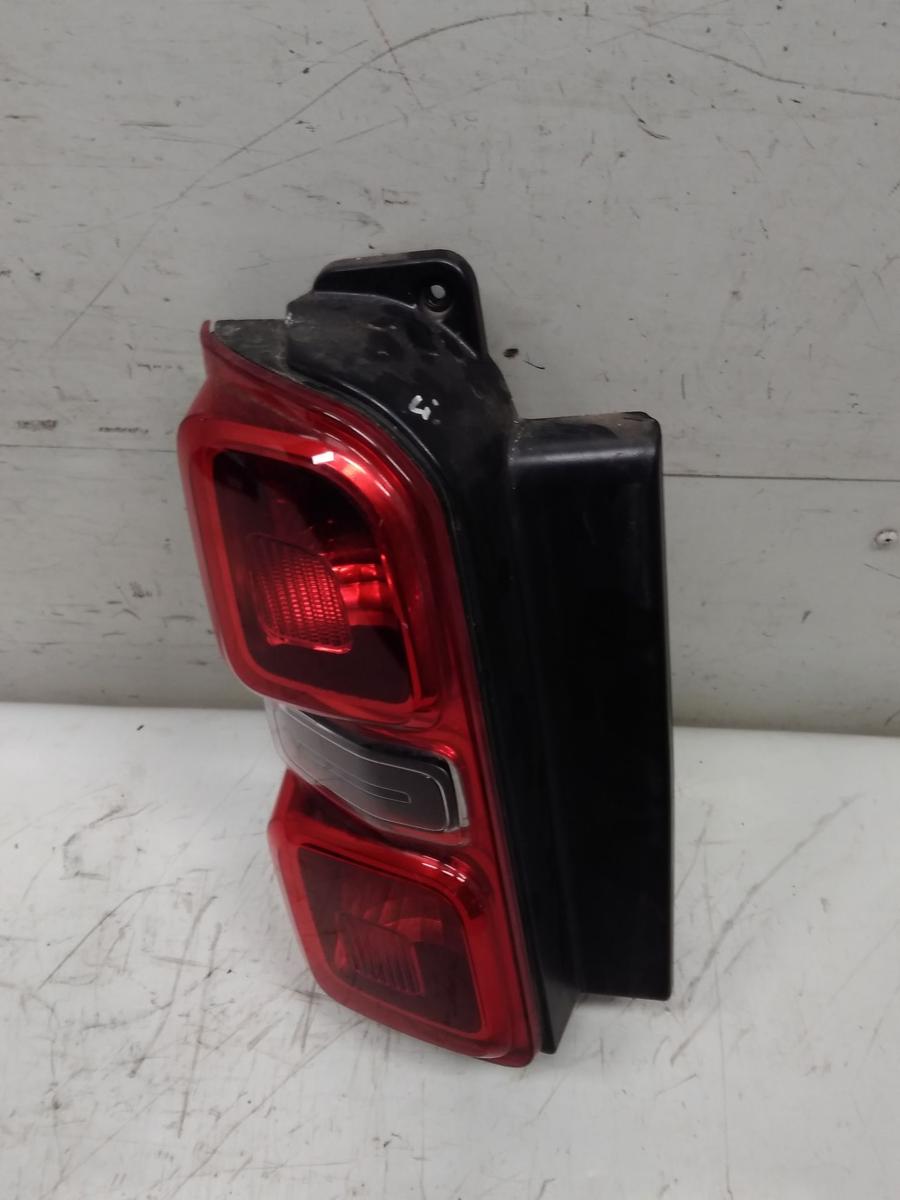 Opel Vivaro C original R&uuml;ckleuchte Heckleuchte links 9808243180 BJ2022
