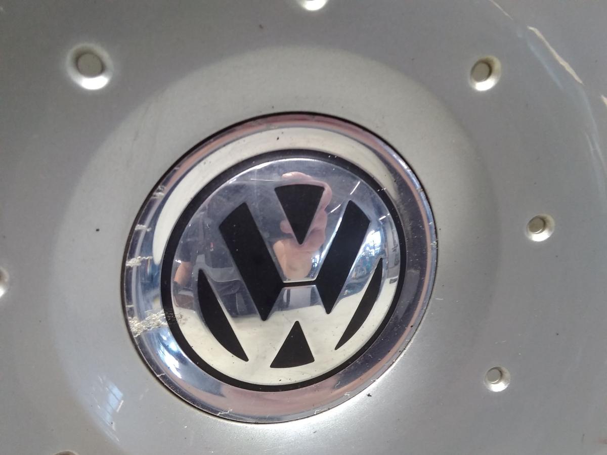VW Passat 3C Satz original Radkappen 16" 3C0601147D Bj.2008
