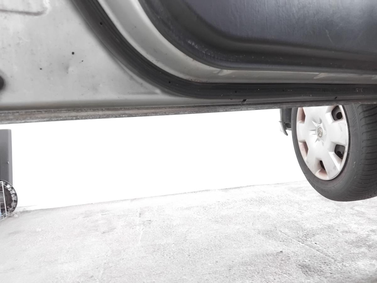 Toyota Corolla E12 T&uuml;r vorn links Fahrert&uuml;r 5-T&uuml;rer japanisches Modell BJ2003
