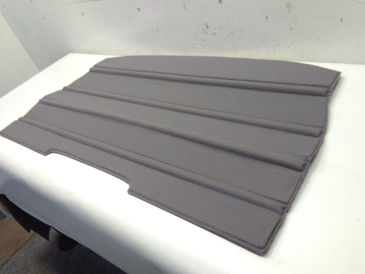 Nissan Almera Tino original Hutablage Kofferraumabdeckung Bj.2005