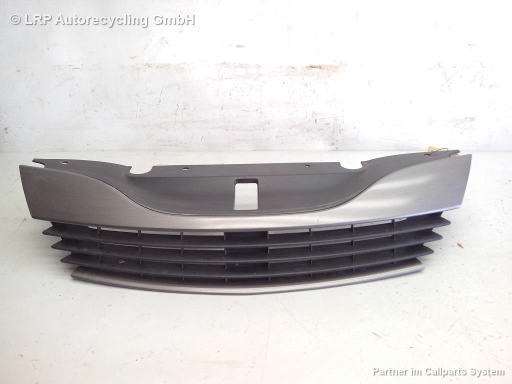 Renault Laguna 2 Bj.2001 original Grill Kühlergrill 8200012581