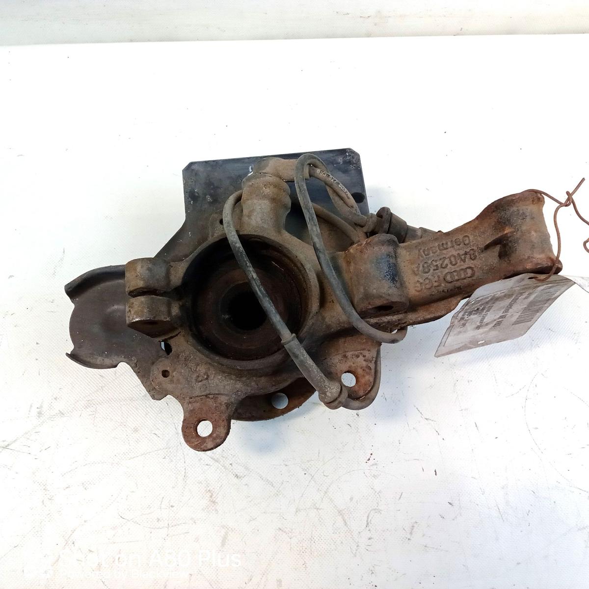 Audi 80 B4 original Achsschenkel vorn rechts 2.0 66kw BJ1993