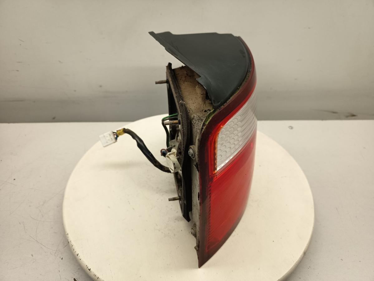 Kia Carens II original R&uuml;ckleuchte au&szlig;en links Baujahr 2003